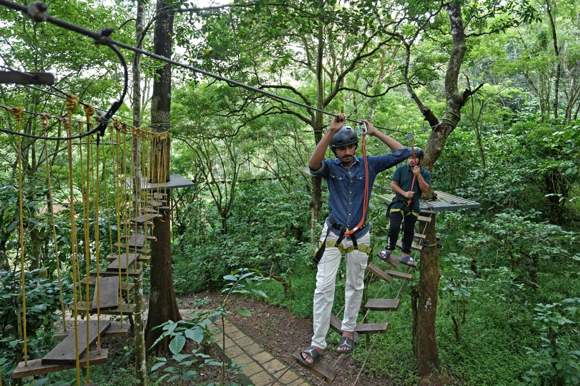 Coffee Acres Resort Kalpetta Bagian luar foto