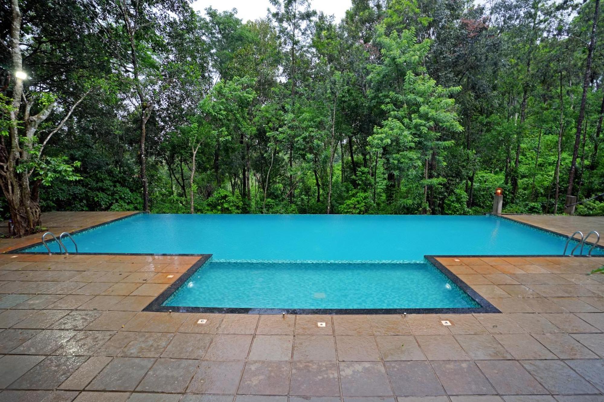 Coffee Acres Resort Kalpetta Bagian luar foto